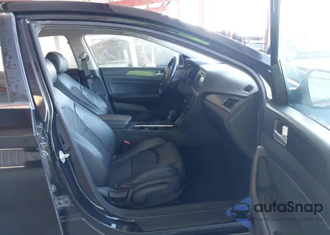 2015 Hyundai Sonata Sport z USA, uszkodzony, nr VIN 5NPE34AFXFH066851